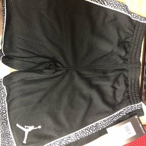 Michael Jordan boys size 7 NWT